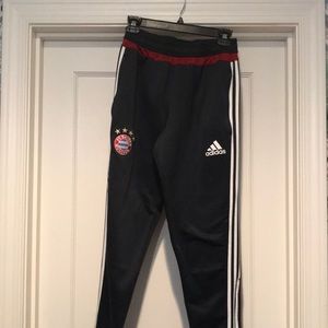 FC Bayern adidas warm up pants